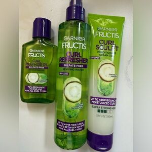 Garnier Fructis Curl Refresher Set - Green and Purple